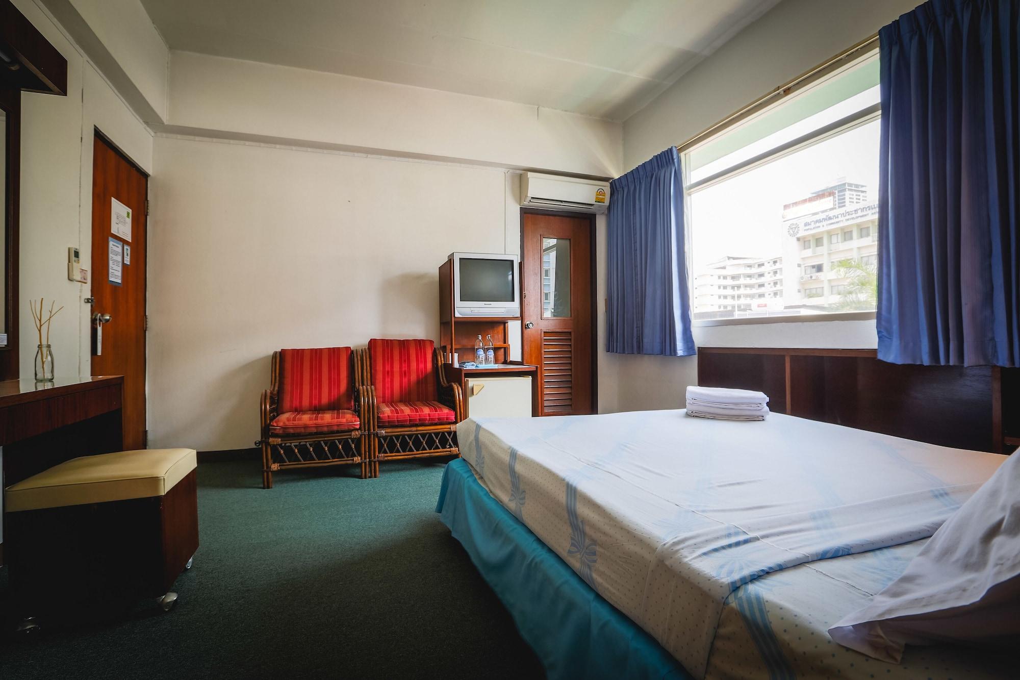 Ruamchitt Travelodge バンコク都 エクステリア 写真